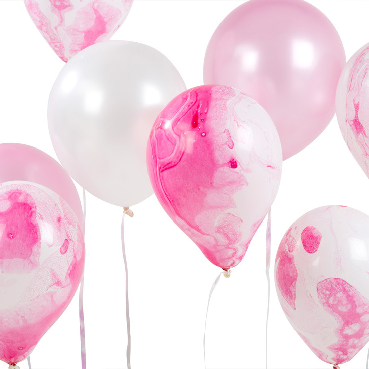 12 ballons effet marbre, rose, avec ruban