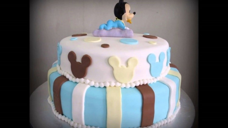 Gâteau d'anniversaire bébé Mickey