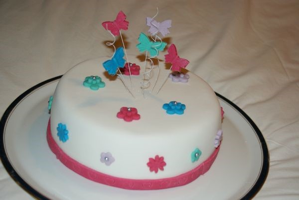 Gâteau d'anniversaire papillon
