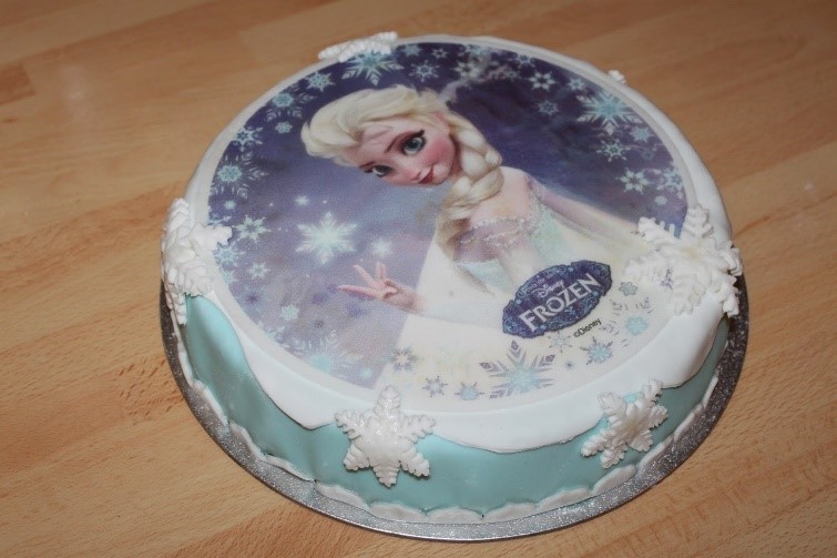 Gâteau d'anniversaire Reine des Neiges disque